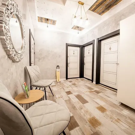 Colour Life -no Window Appartement *