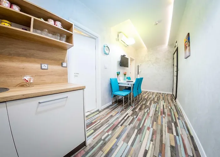 Colour Life -no Window