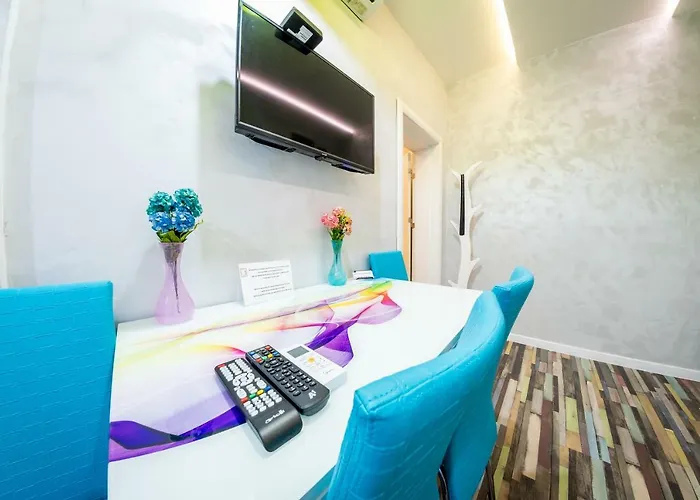 Colour Life -no Window Апартамент *