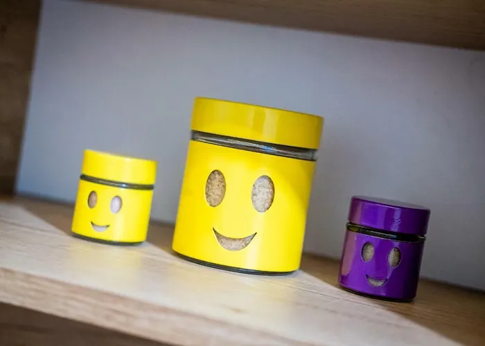 Colour Life -no Window